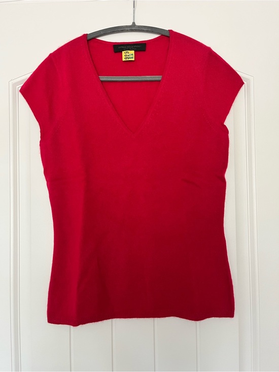 Express Sweaters - Express Y2K Bright Red V-Neck Short Sleeve Cashmere Knit Top Size Large